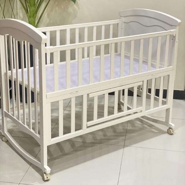 Juniors Display Piece Brand New Crib With Mattress