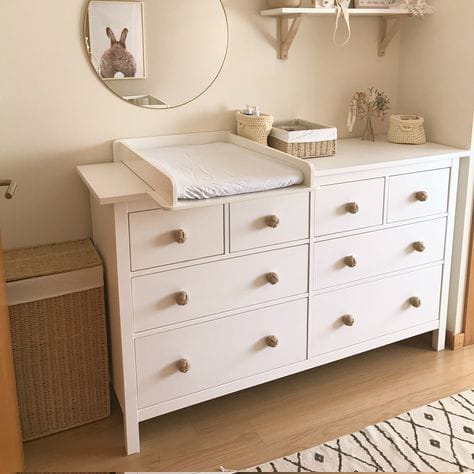 The Heritage 4+4 Drawer Changer